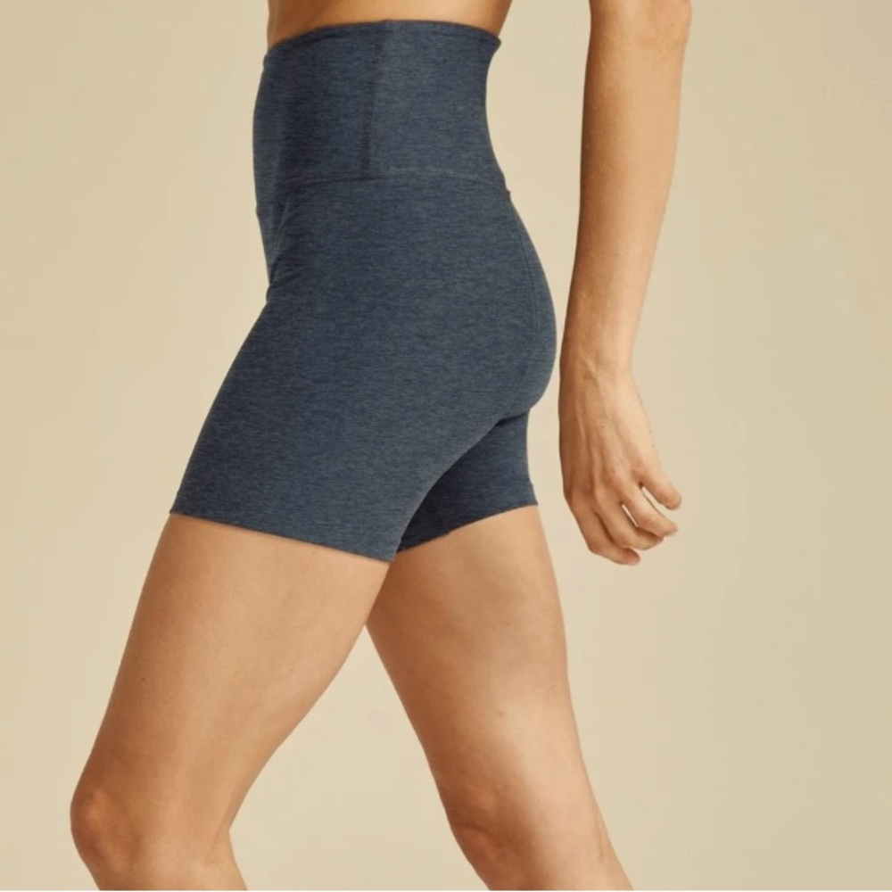 Beyond Yoga Spacedye 5” biker shorts.